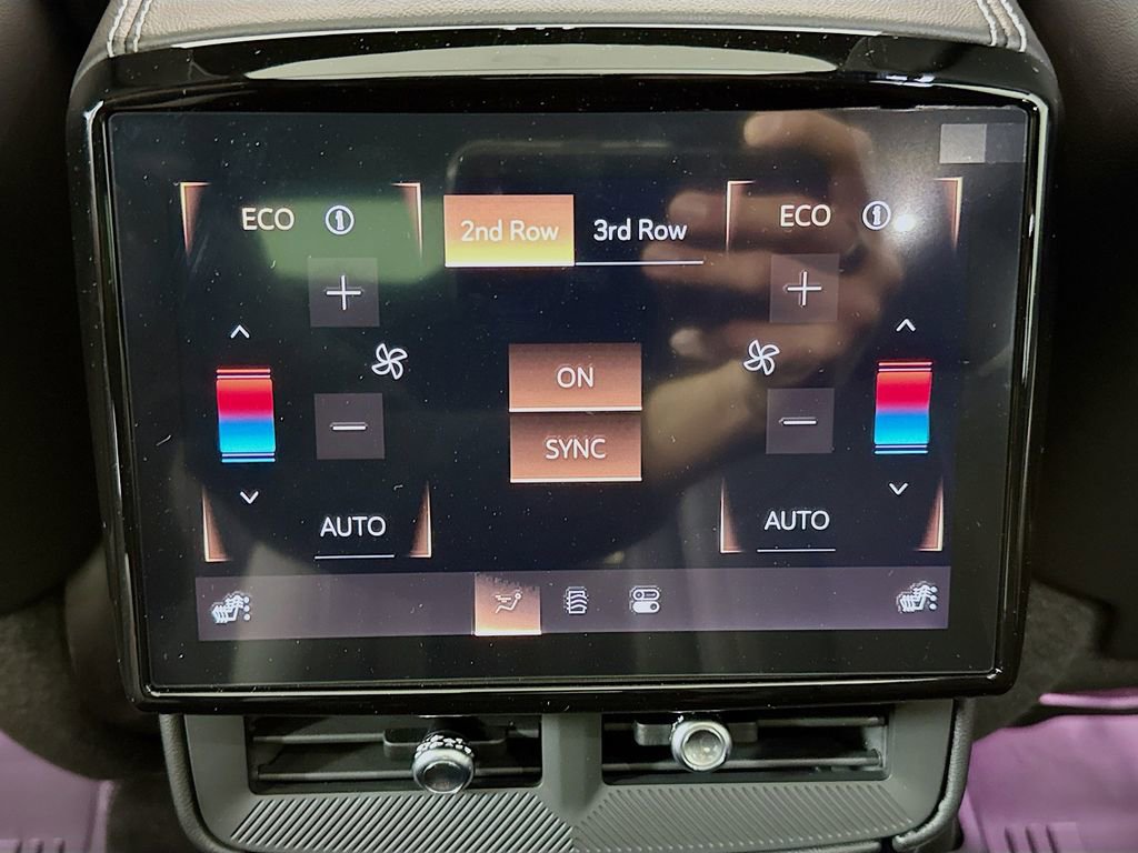 New 2026 Cadillac Vistiq Luxury image 26