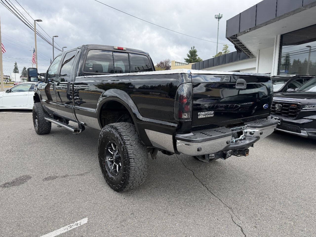 Used 2006 Ford F350 Lariat AWD/4WD image 3