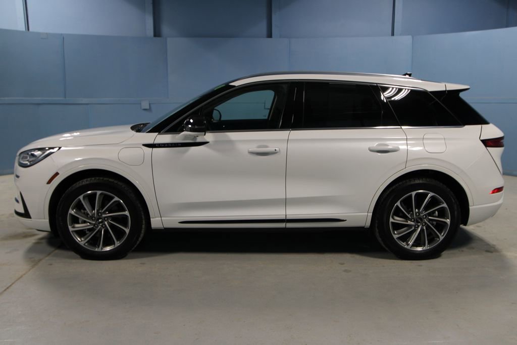 Used 2024 Lincoln Corsair Grand Touring w/ Equipment Group 301A image 28