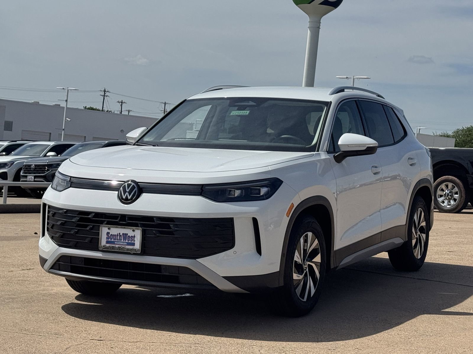 New 2026 Volkswagen Tiguan S FWD image 9