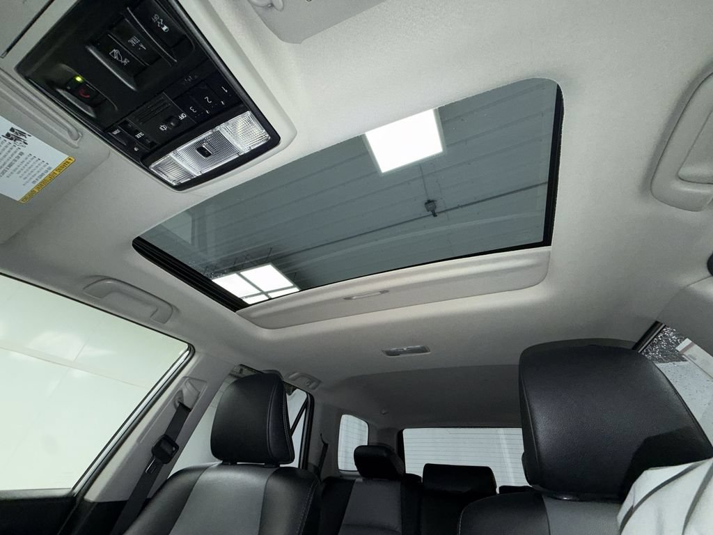 Certified 2023 Toyota 4Runner SR5 Premium w/ Moonroof Package AWD/4WD image 13