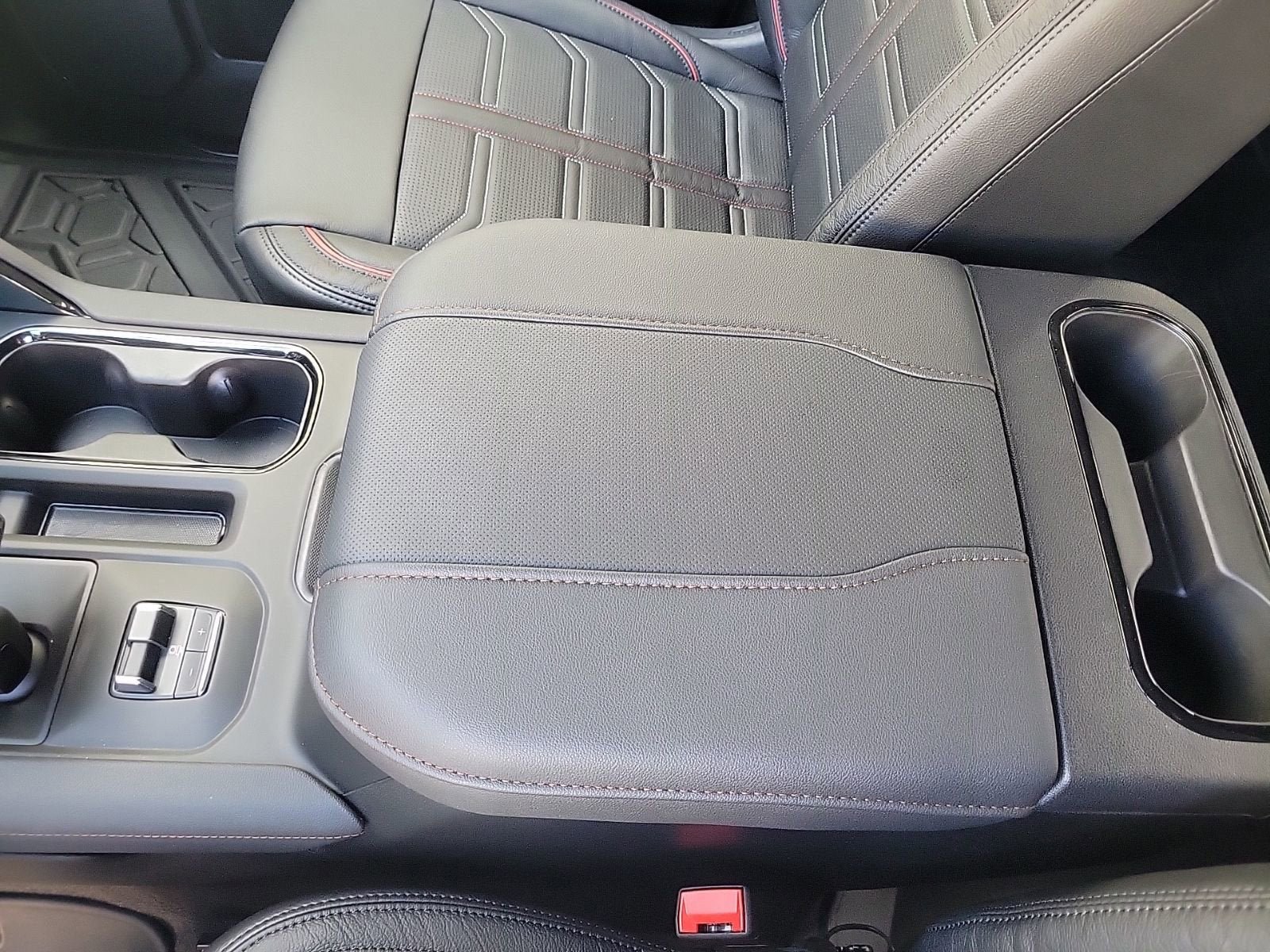 New 2026 GMC Sierra 1500 AT4 w/ Technology Package image 44