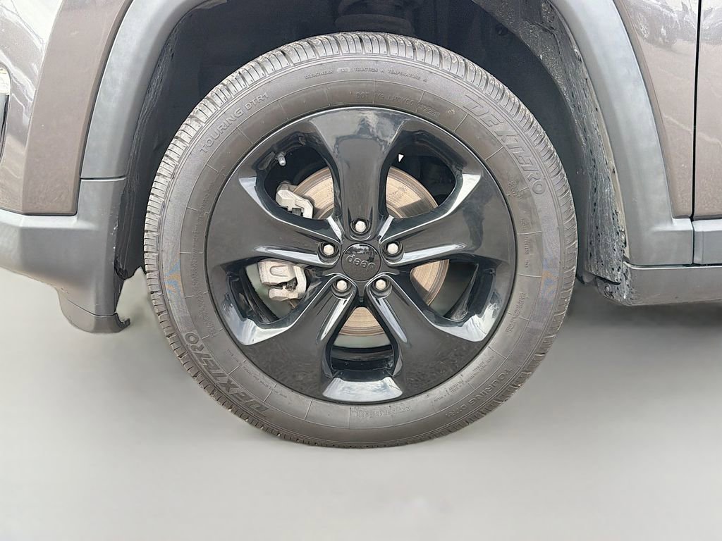 Used 2021 Jeep Compass Latitude image 40