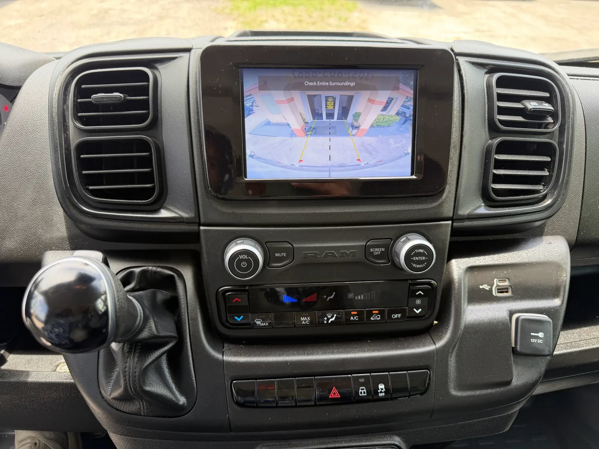 Used 2023 RAM ProMaster 3500 FWD image 14