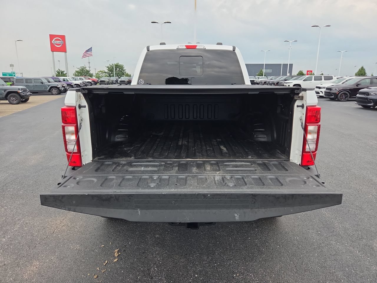 Used 2022 Ford F250 Lariat w/ Tremor Off-Road Package AWD/4WD image 7