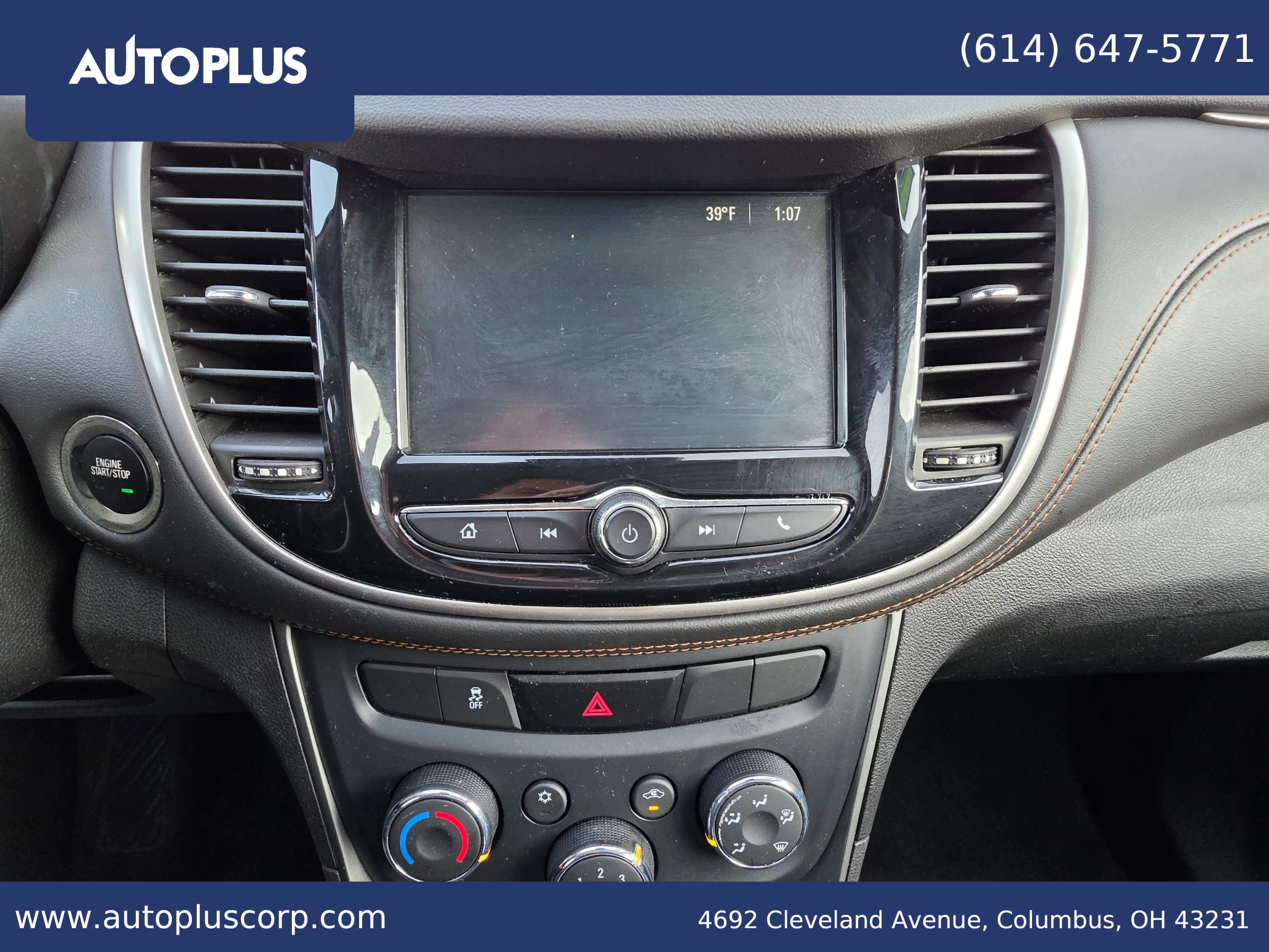 Used 2017 Chevrolet Trax LT w/ LT Convenience Package image 22