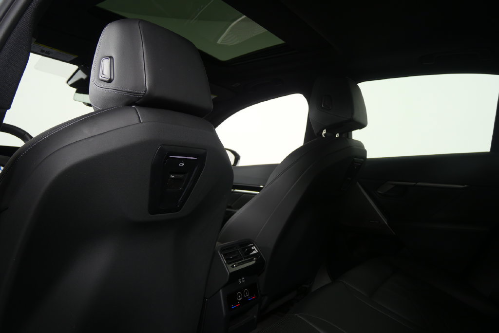 Certified 2026 BMW 530i RWD image 16