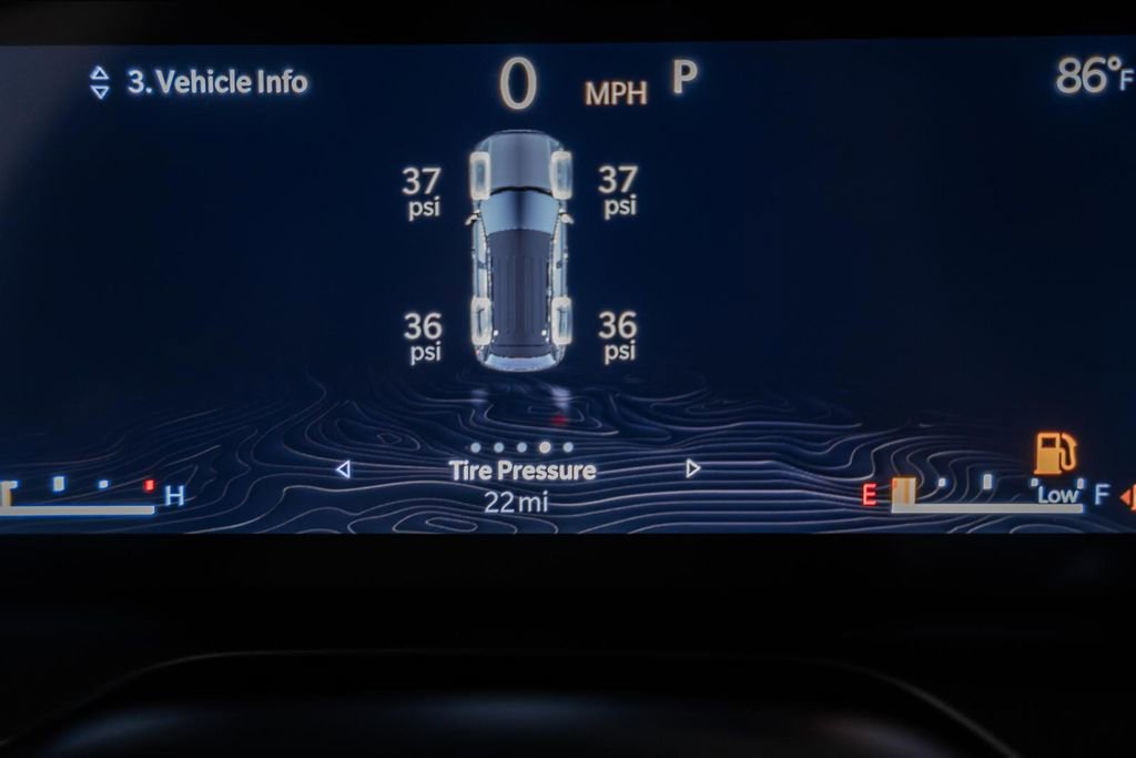 New 2025 Jeep Grand Cherokee Altitude image 41