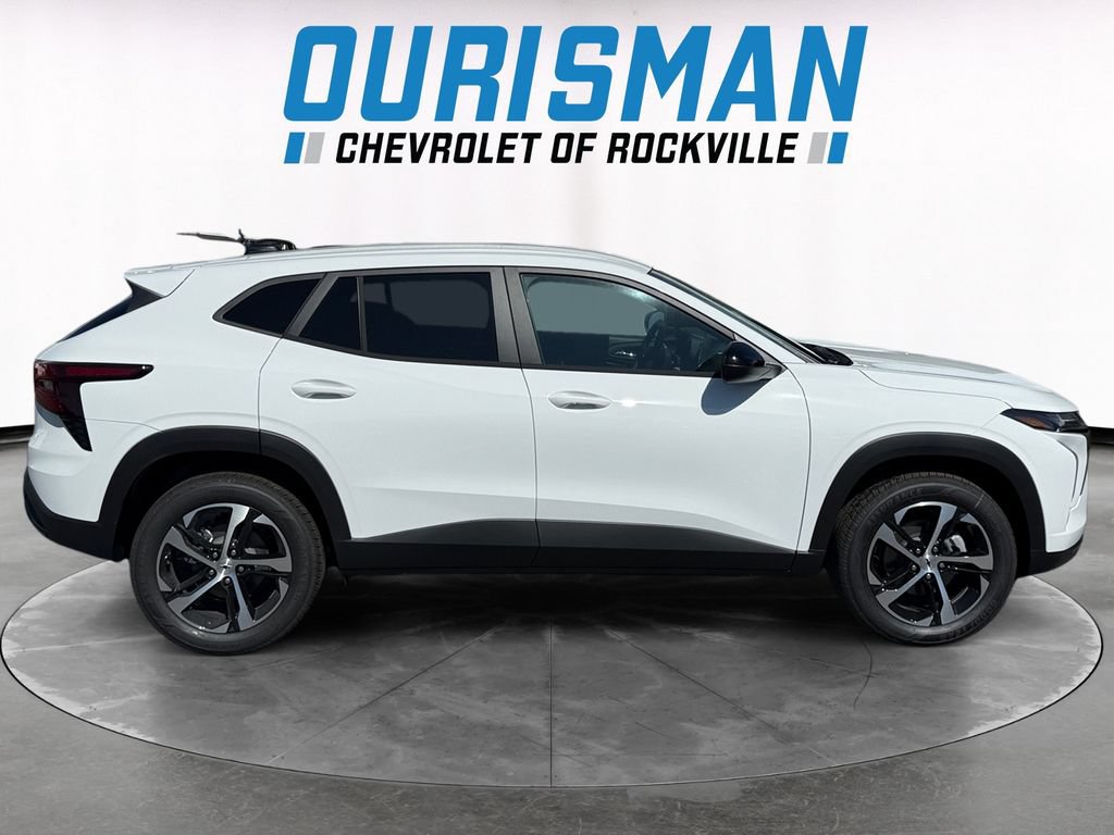 New 2026 Chevrolet Trax RS w/ Driver Confidence Package FWD image 7