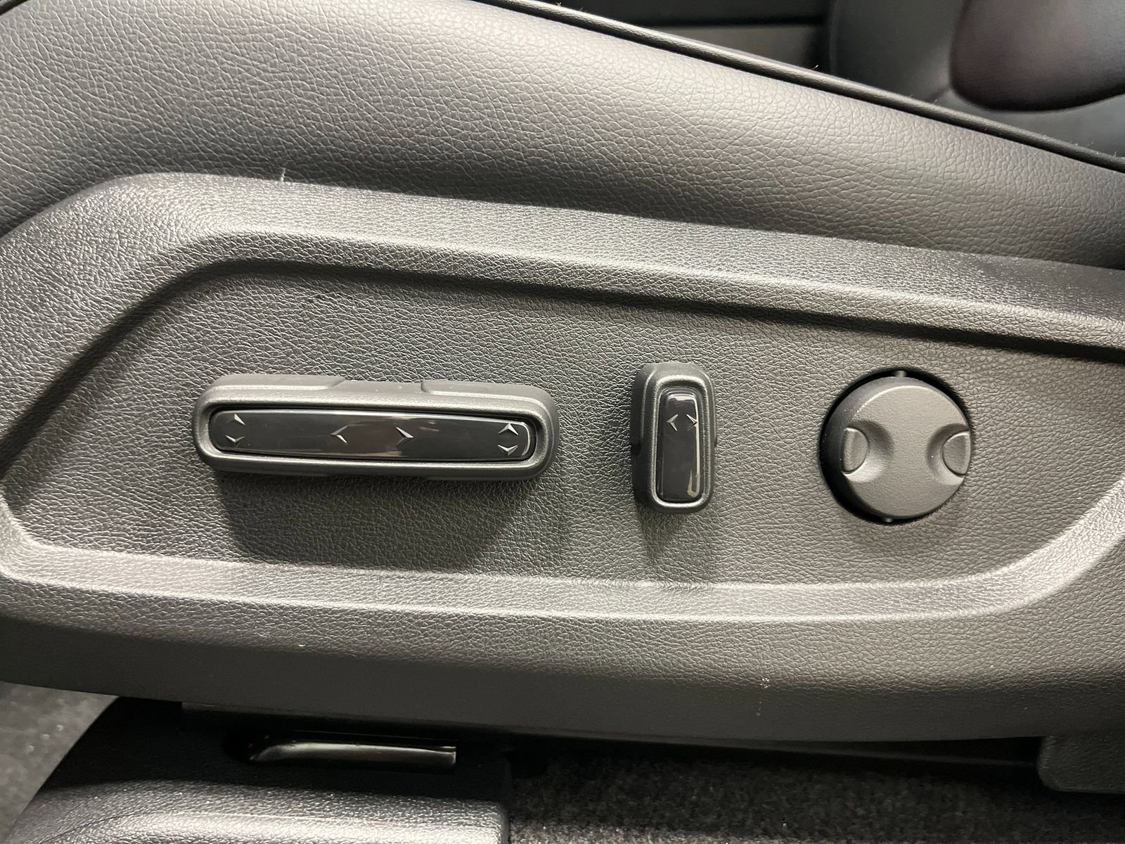 New 2026 Honda Pilot Black Edition image 11