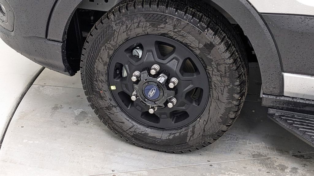 New 2025 Ford Transit 350 XL image 4