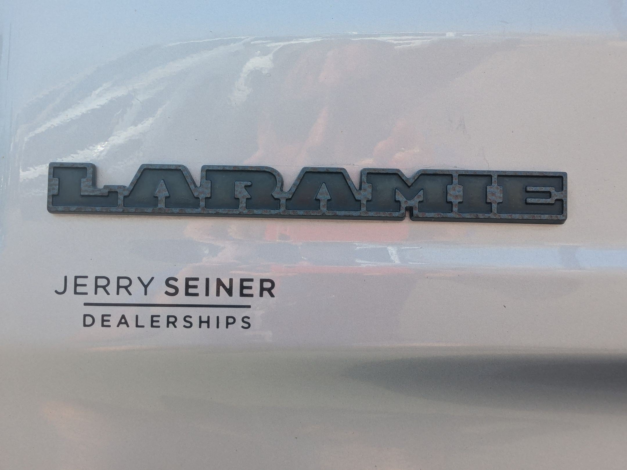 Used 2020 RAM 1500 Laramie AWD/4WD image 14