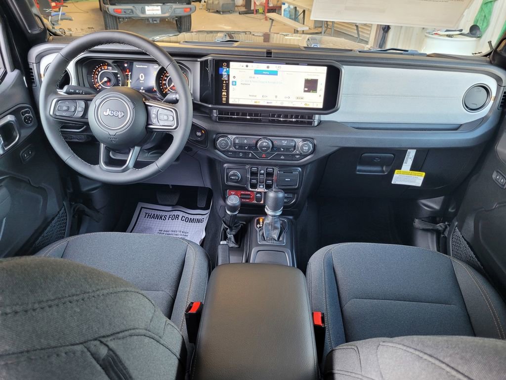 New 2025 Jeep Gladiator Sport AWD/4WD image 13