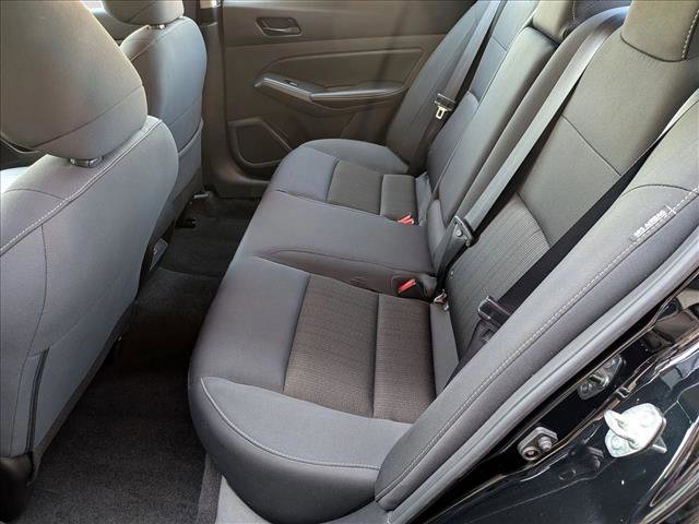 Used 2025 Nissan Altima 2.5 SV FWD image 17