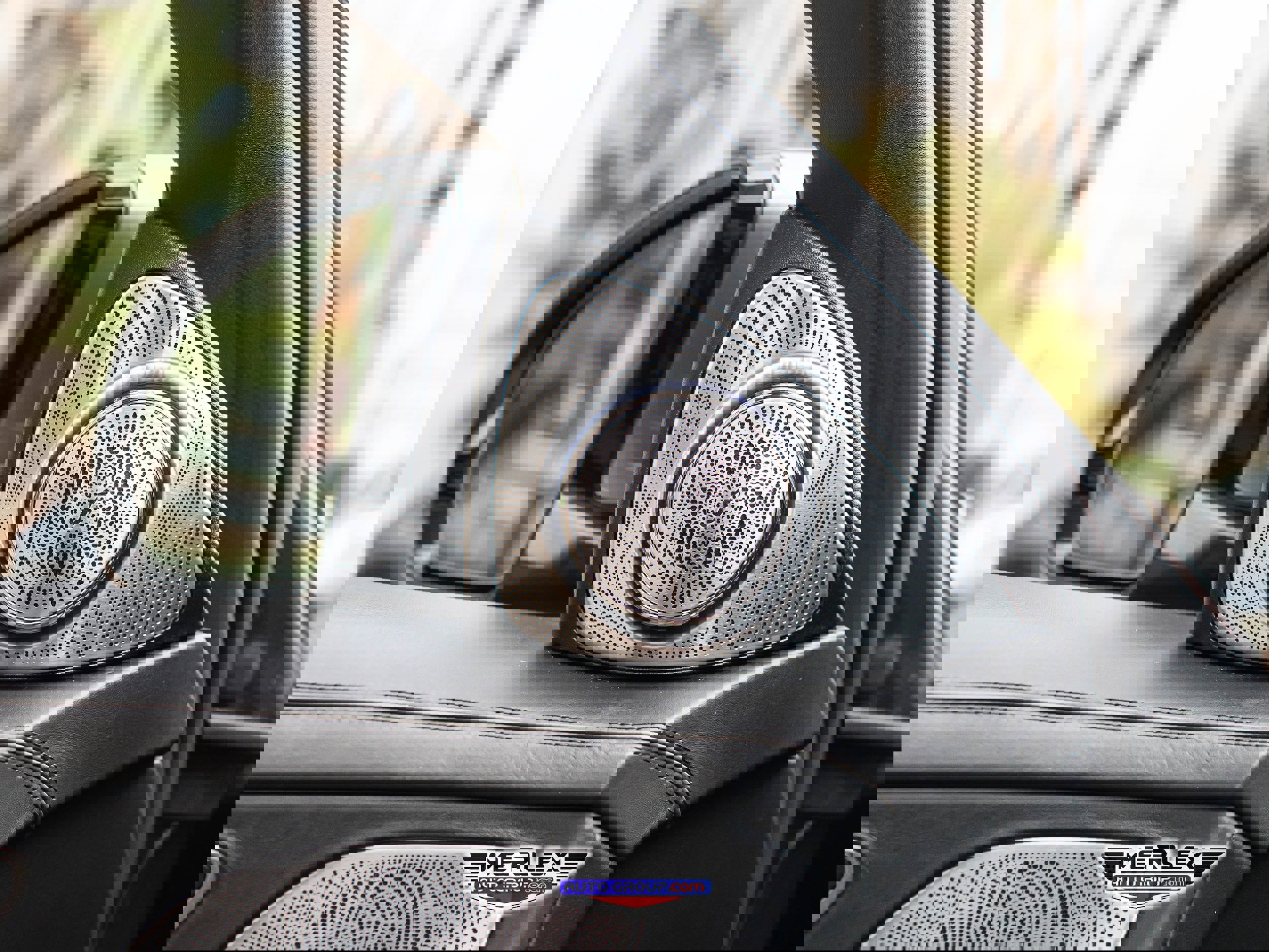 Used 2019 Mercedes-Benz S 560 4MATIC Sedan w/ Premium Package image 46