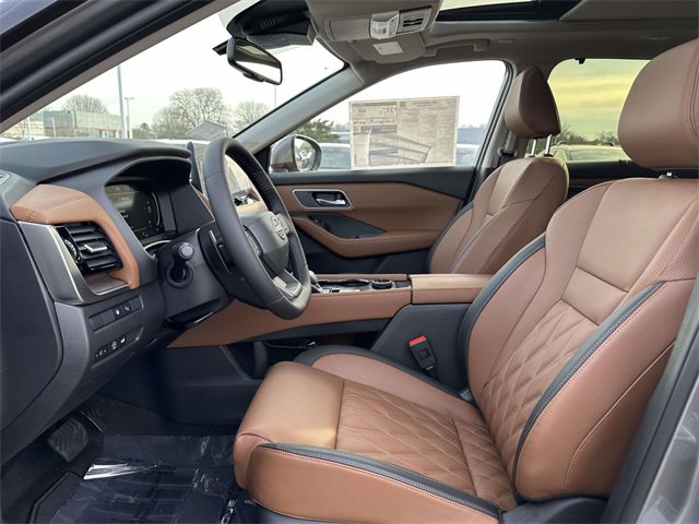 New 2026 Nissan Rogue Platinum image 16