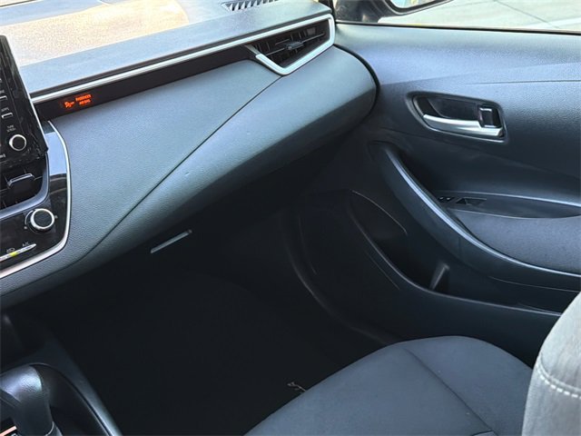 Used 2021 Toyota Corolla LE image 14