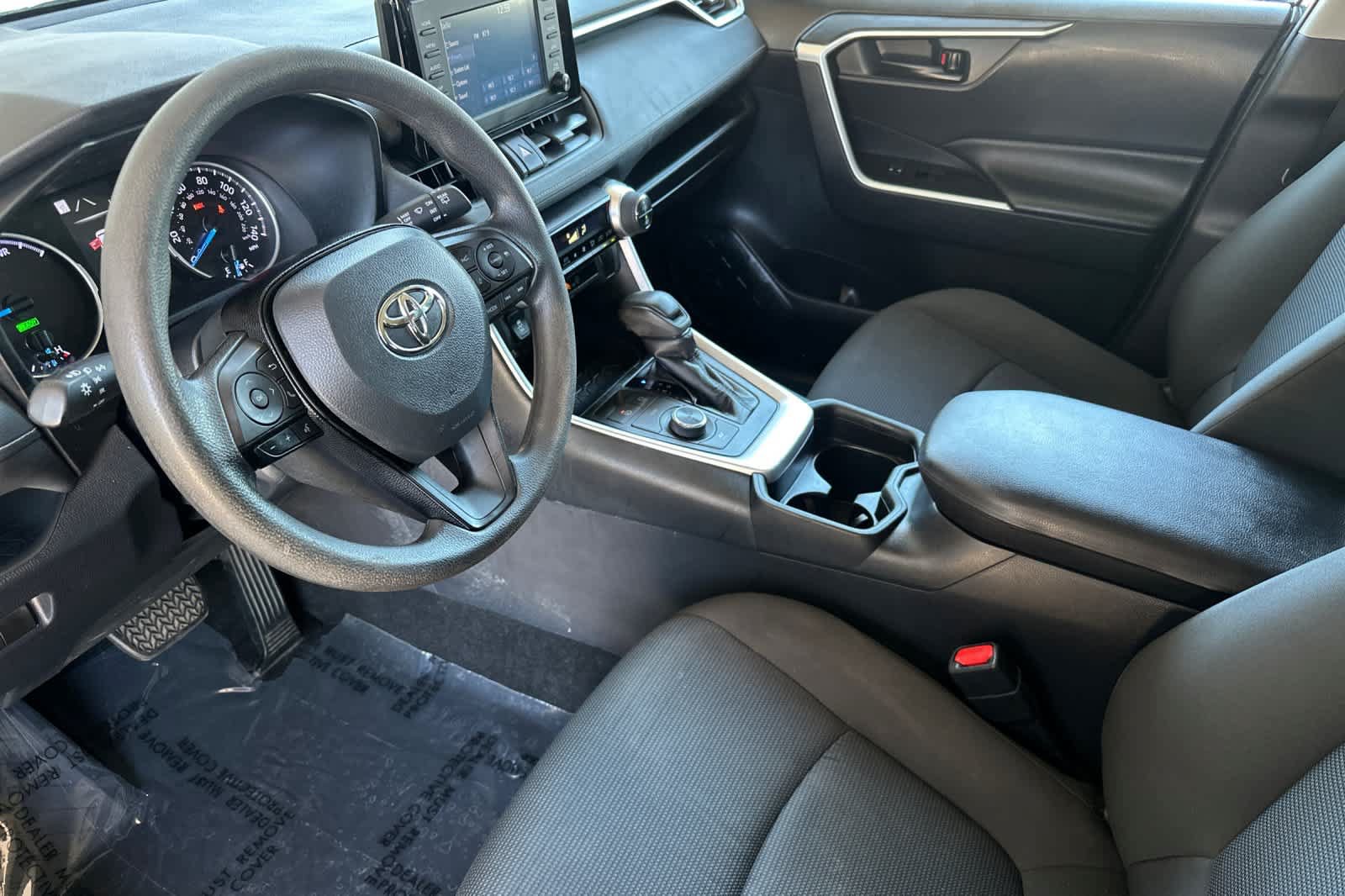 Used 2019 Toyota RAV4 LE AWD/4WD image 11