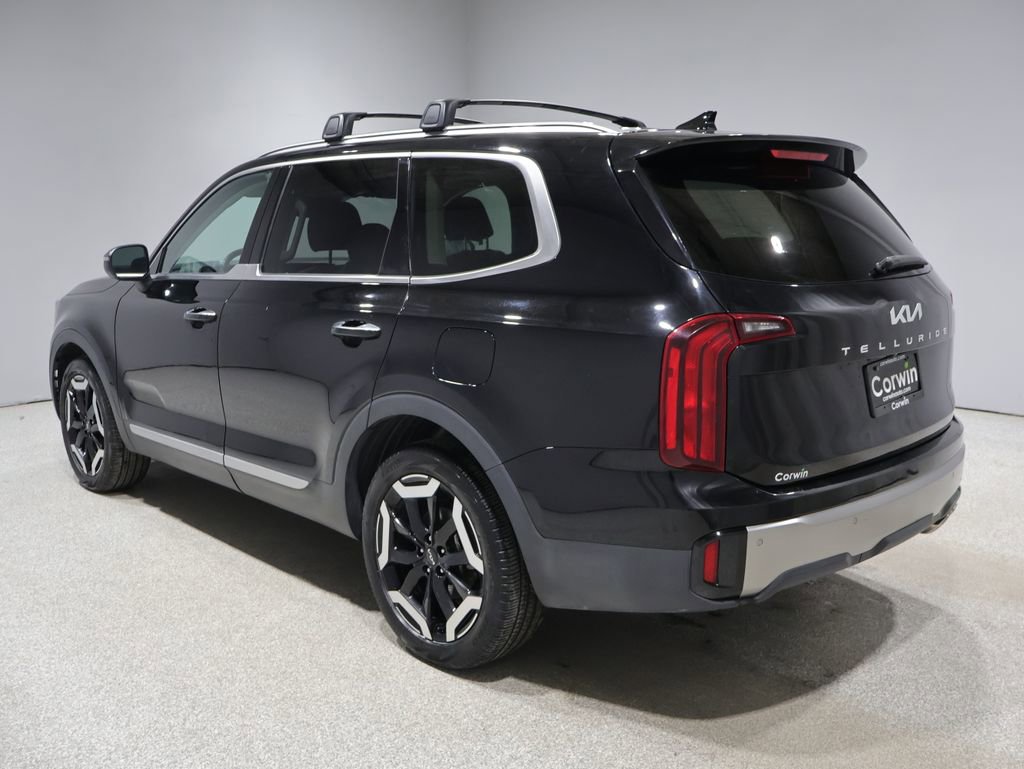 Used 2025 Kia Telluride S AWD/4WD image 4