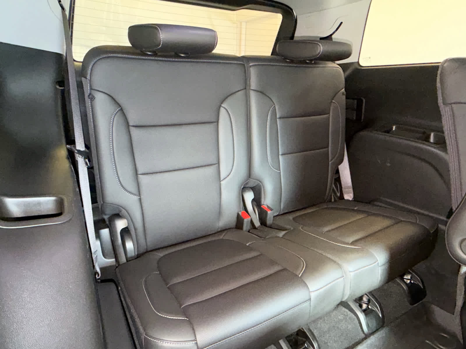 Used 2023 GMC Acadia SLT FWD image 34