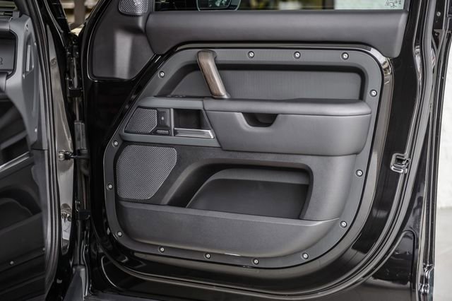 Used 2020 Land Rover Defender 110 X image 55