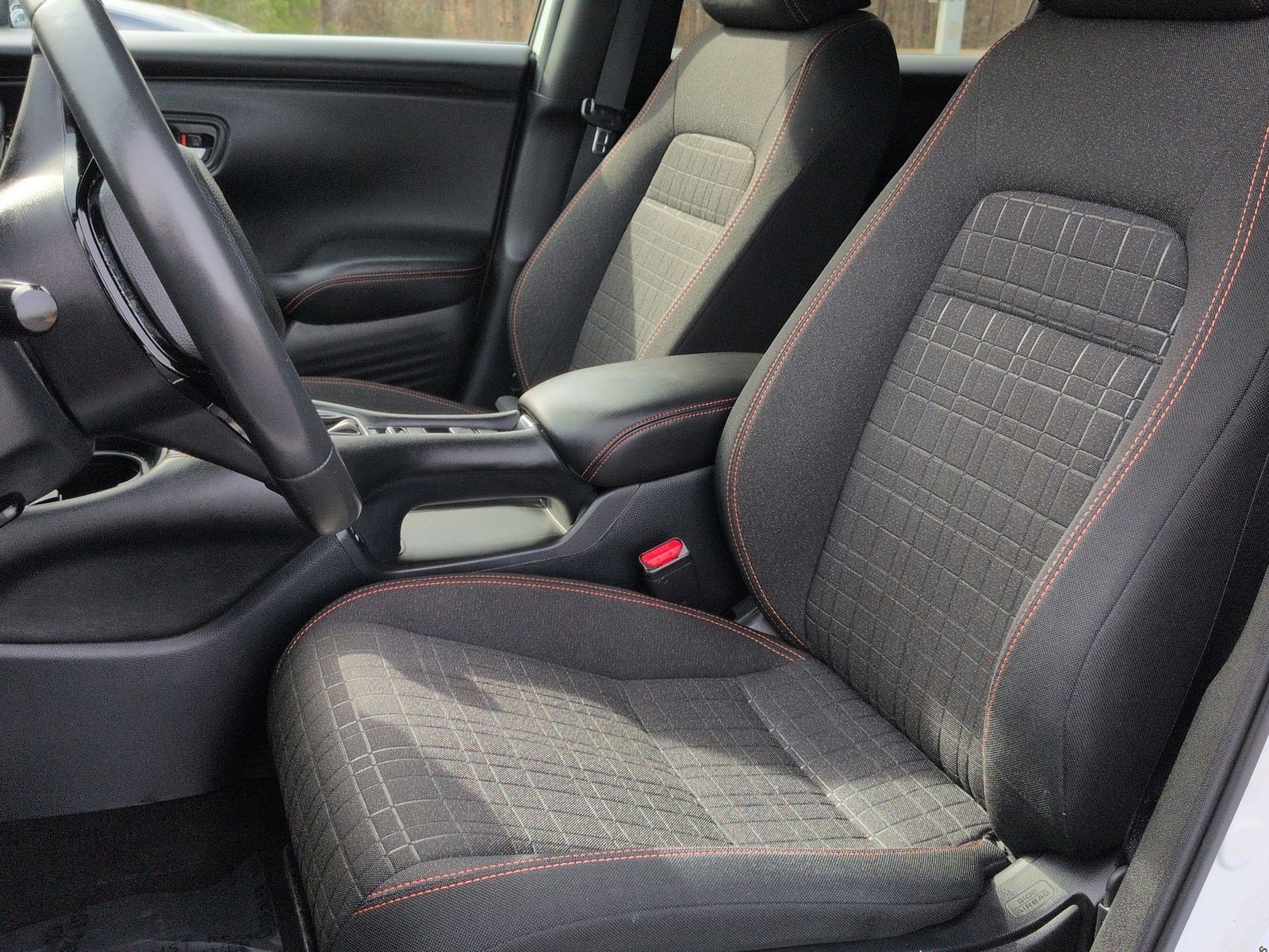 Used 2024 Honda HR-V Sport image 16