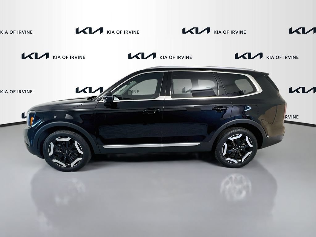 Certified 2024 Kia Telluride EX w/ EX Captain's Chair Package FWD image 12