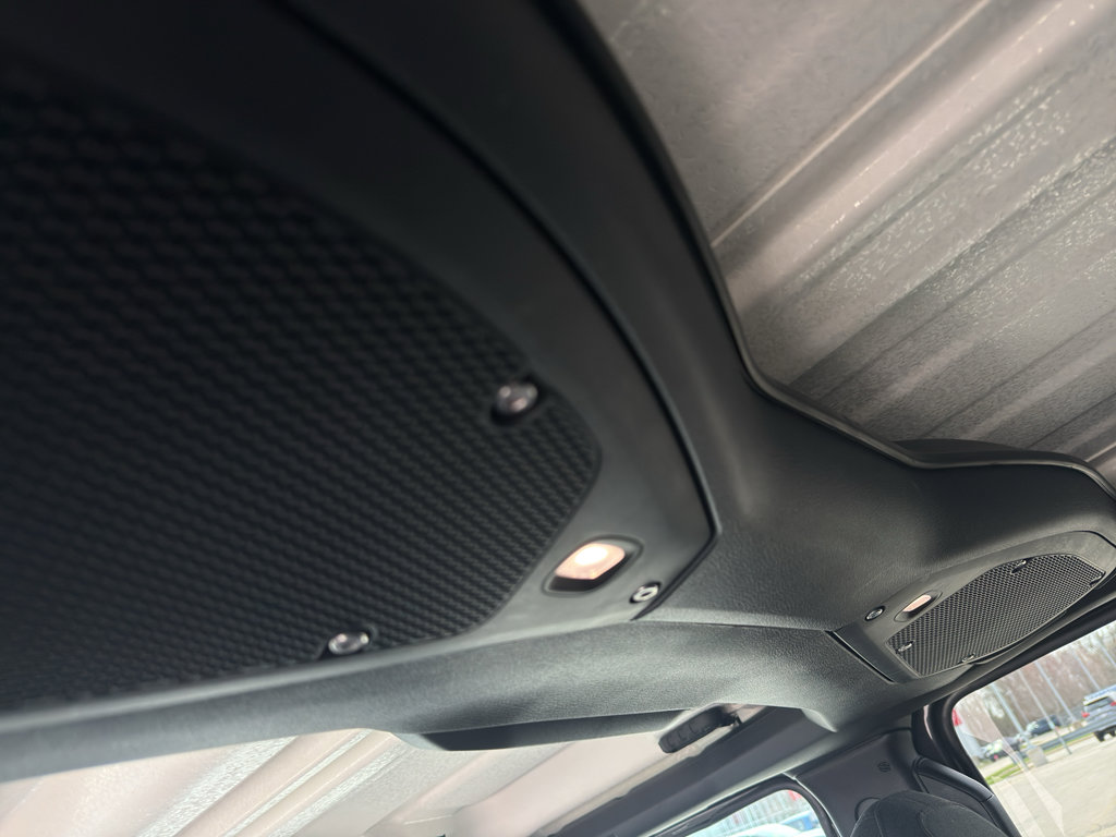 Used 2025 Jeep Wrangler Sahara w/ Safety Group image 32