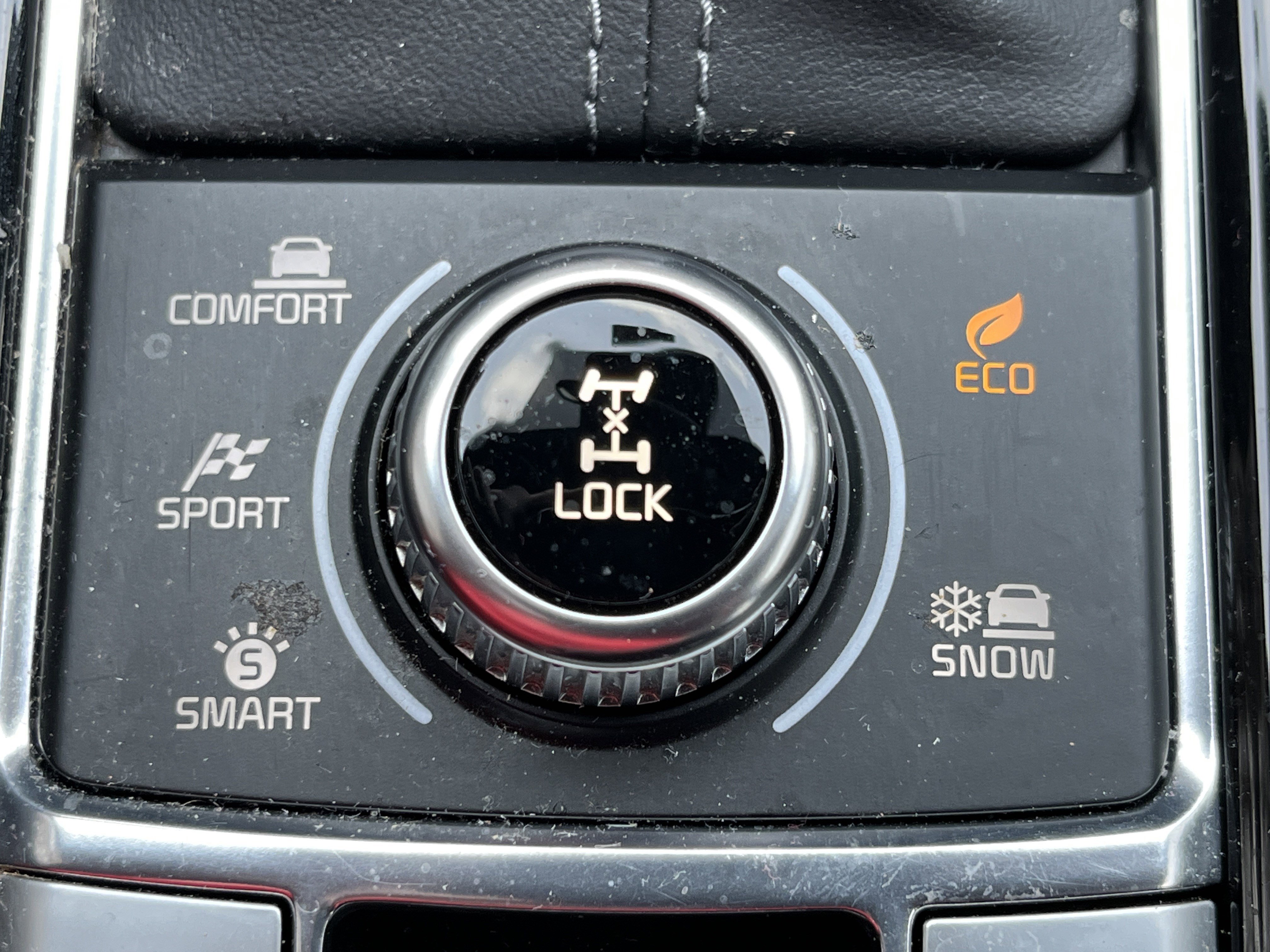 Used 2023 Kia Telluride EX X-Line image 10