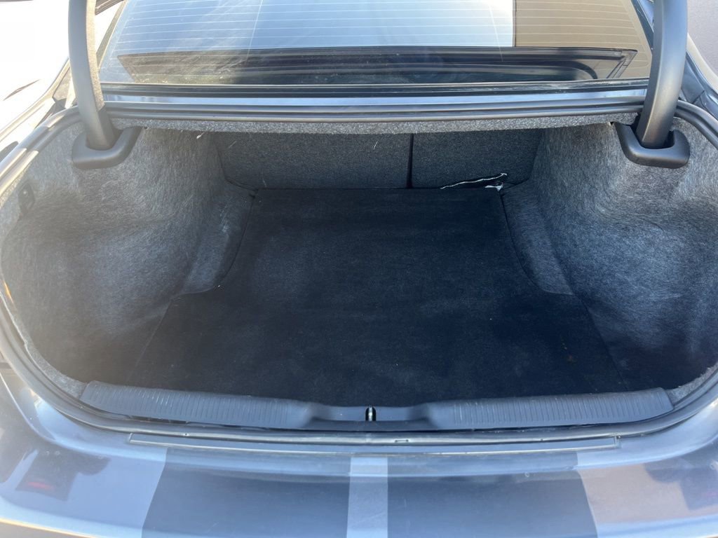 Used 2020 Dodge Charger SXT w/ Leather Interior Group image 9