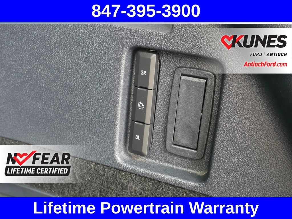 Used 2025 Lincoln Aviator AWD image 33