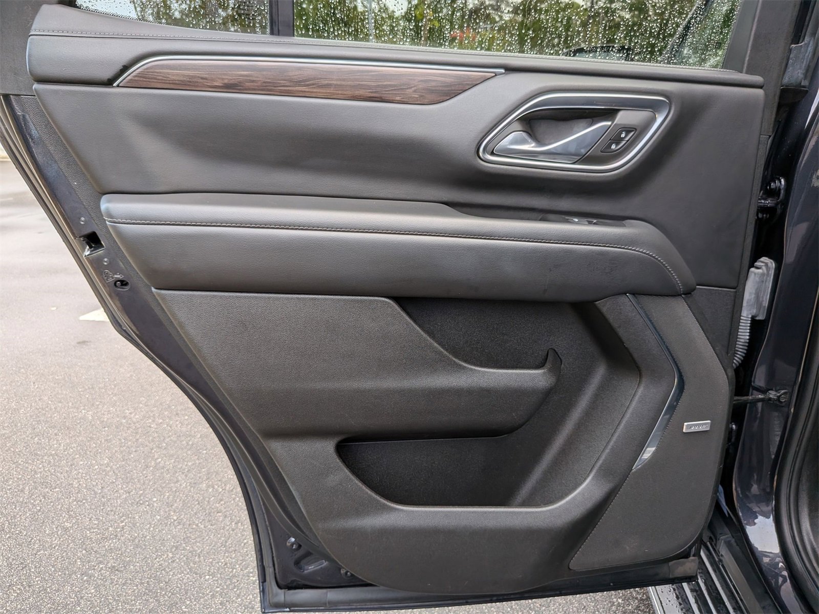 Used 2023 Chevrolet Tahoe LT w/ Luxury Package image 26