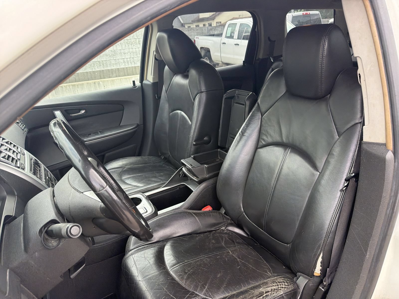 Used 2009 GMC Acadia SLT AWD/4WD image 16