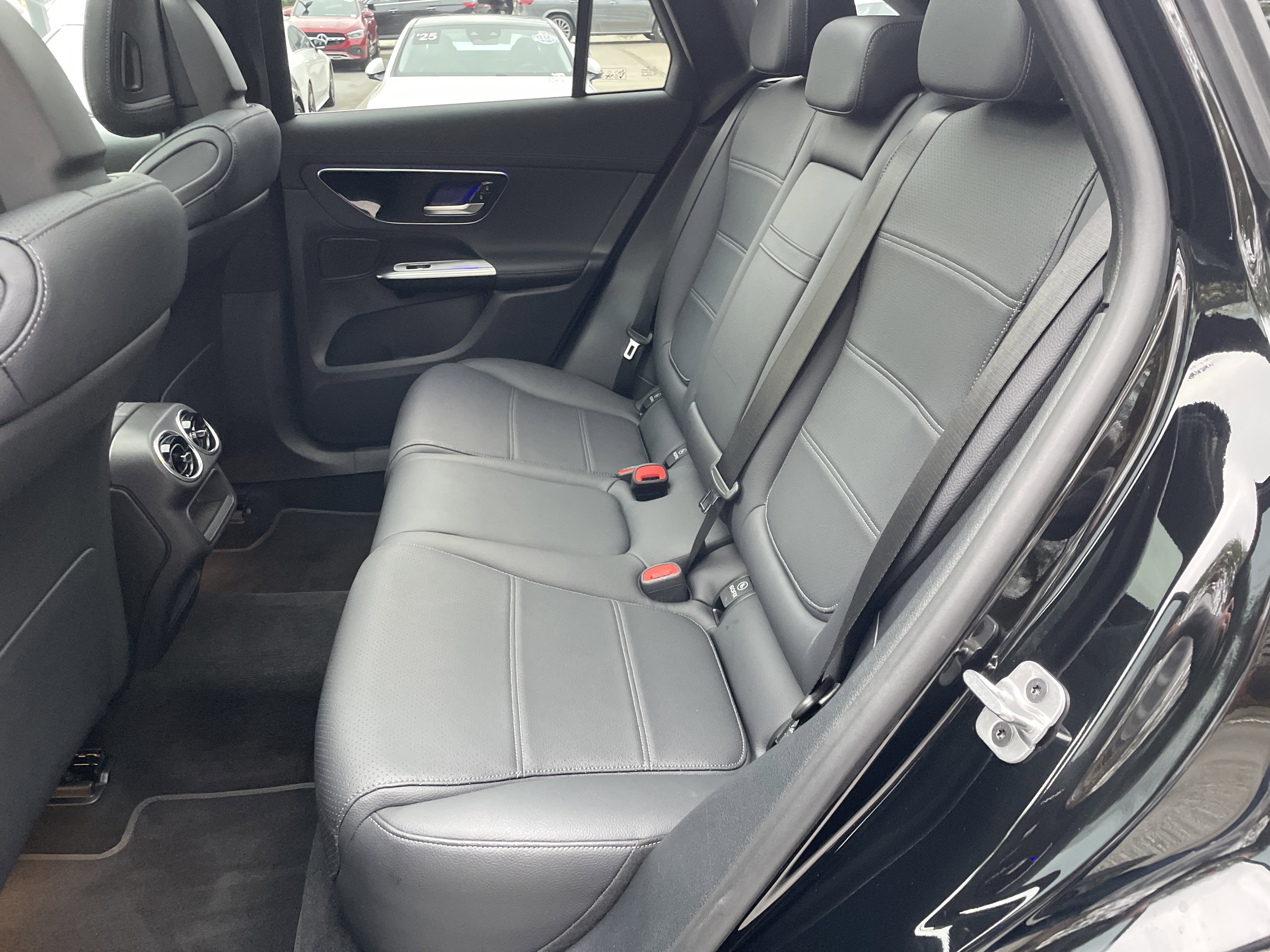 Certified 2025 Mercedes-Benz GLC 300 4MATIC image 42