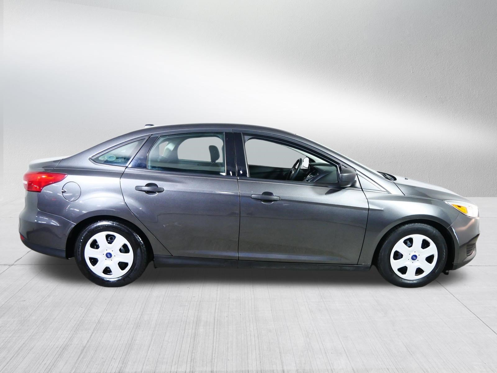 Used 2015 Ford Focus S FWD image 8