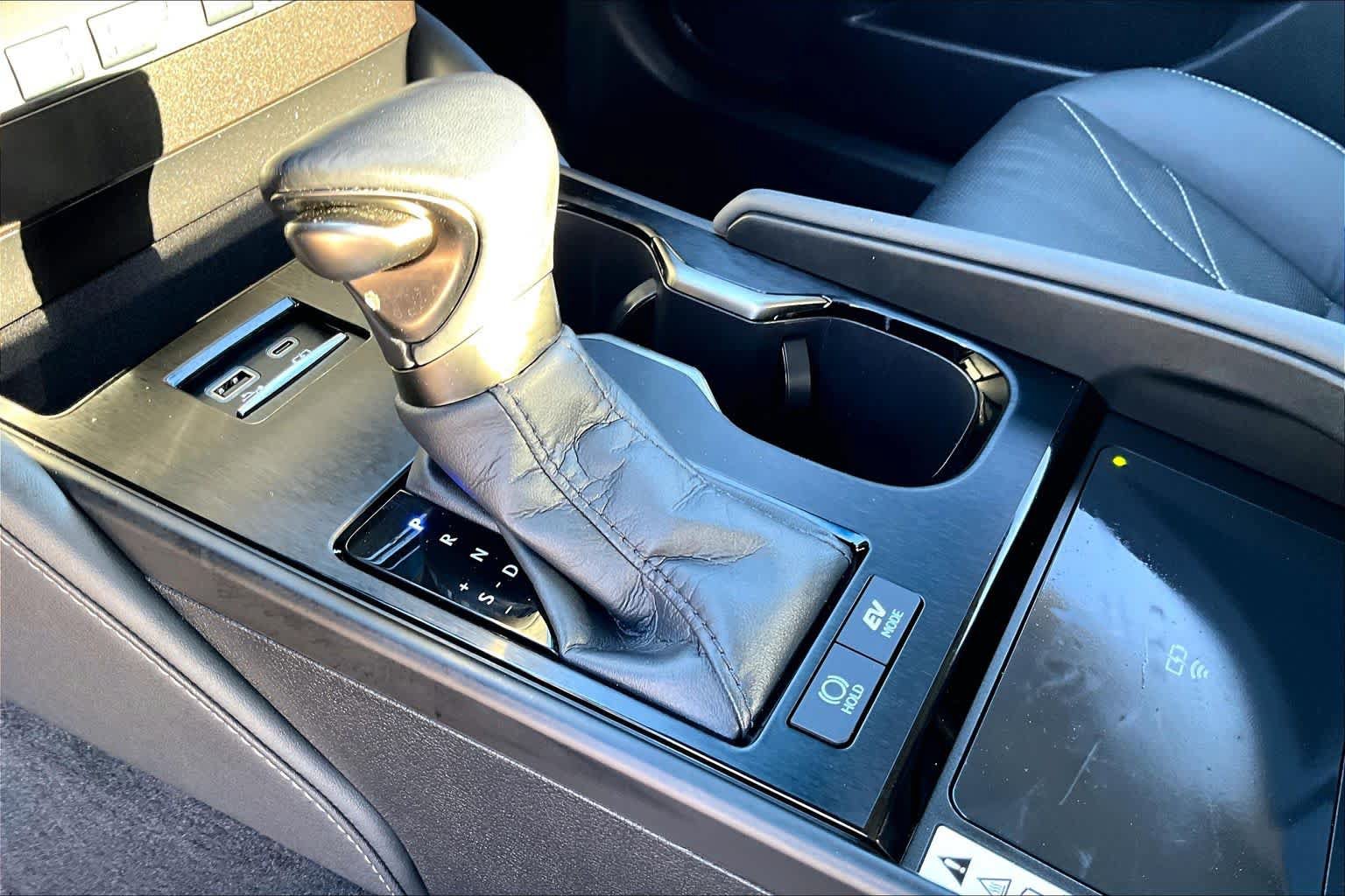 Certified 2023 Lexus ES 300h w/ Accessory Package (Z1) FWD image 15