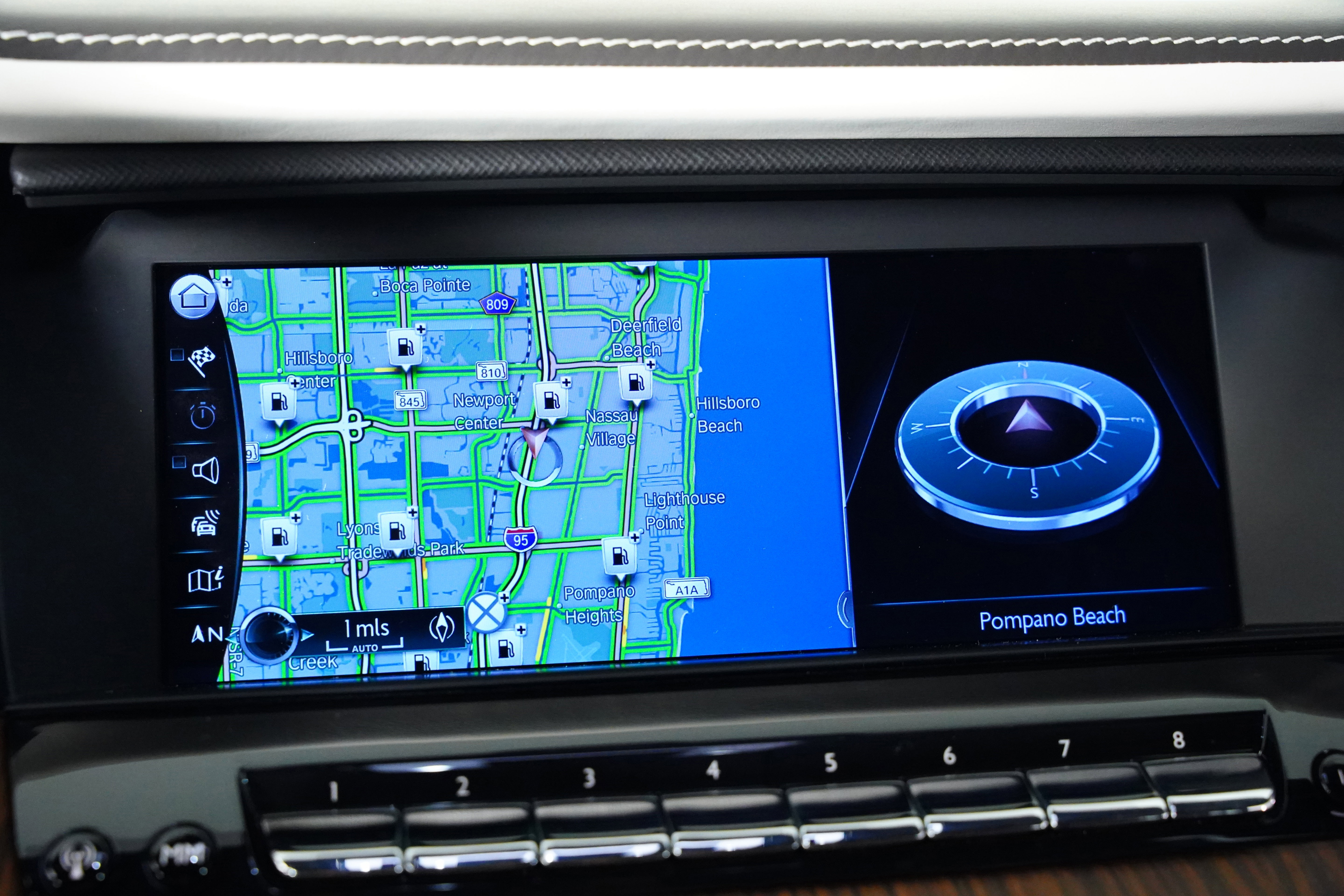 Used 2023 Rolls-Royce Cullinan w/ Cullinan Package image 59