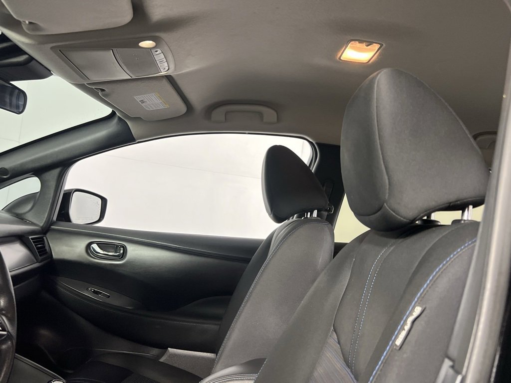 Used 2023 Nissan Leaf S image 21