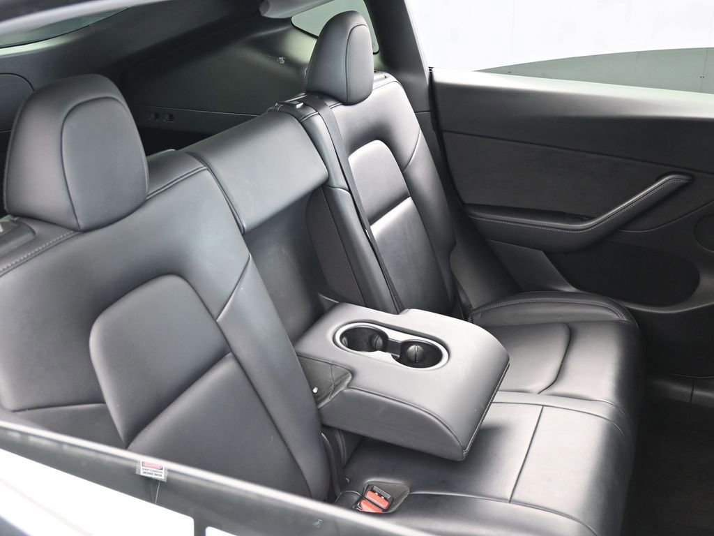 Used 2021 Tesla Model Y Long Range image 43