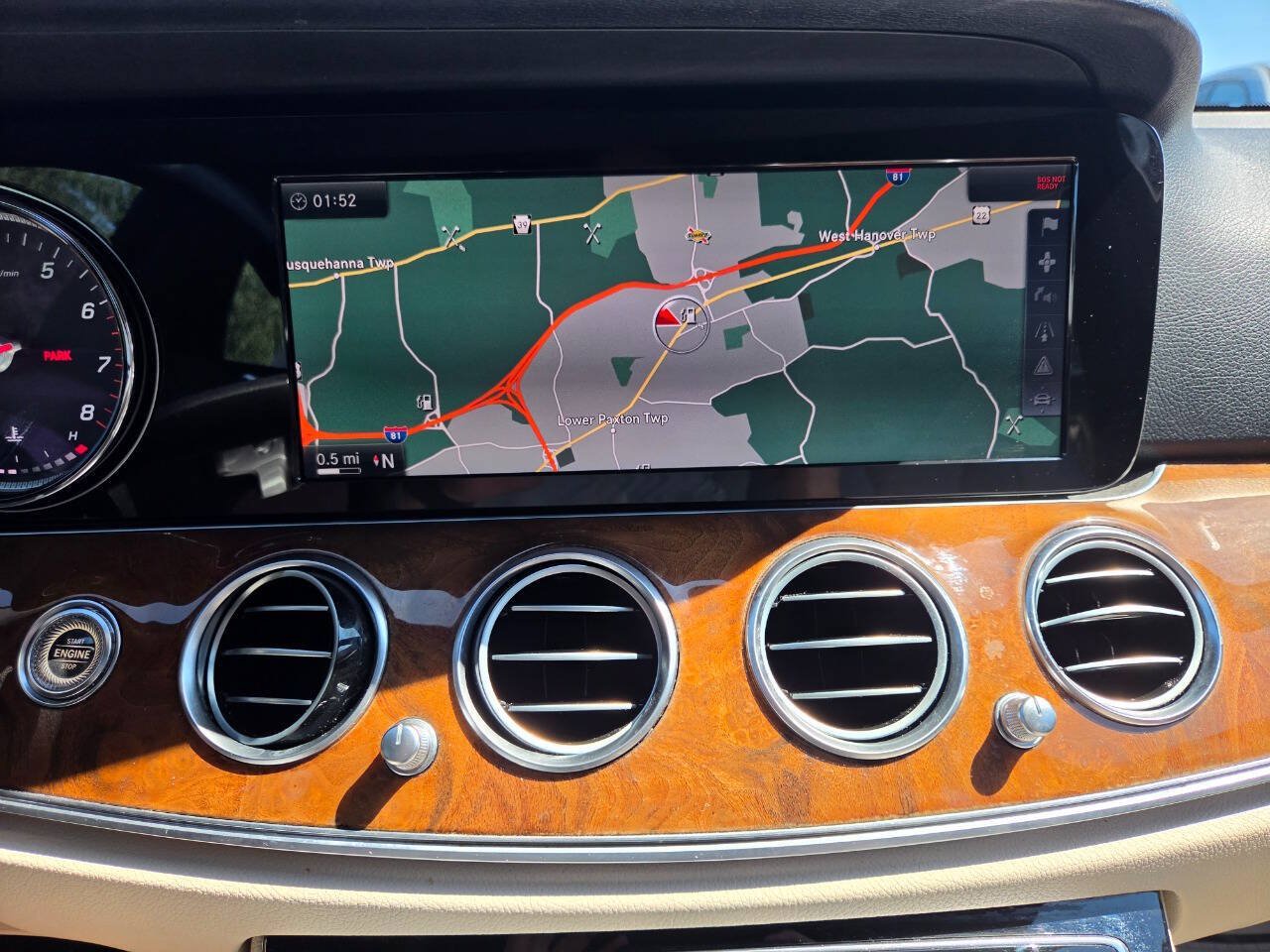 Used 2017 Mercedes-Benz E 300 4MATIC image 17