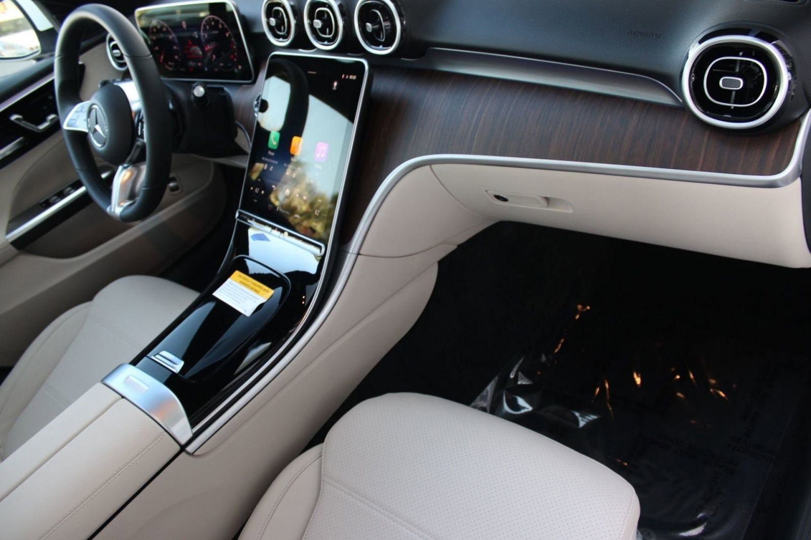 Used 2026 Mercedes-Benz C 300 Sedan image 25
