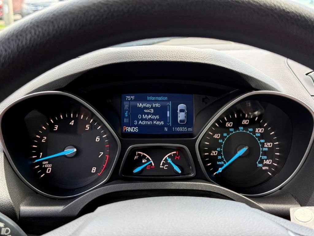 Used 2015 Ford Escape S FWD image 30