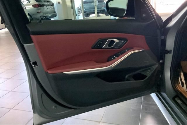 Used 2025 BMW M340i RWD image 10