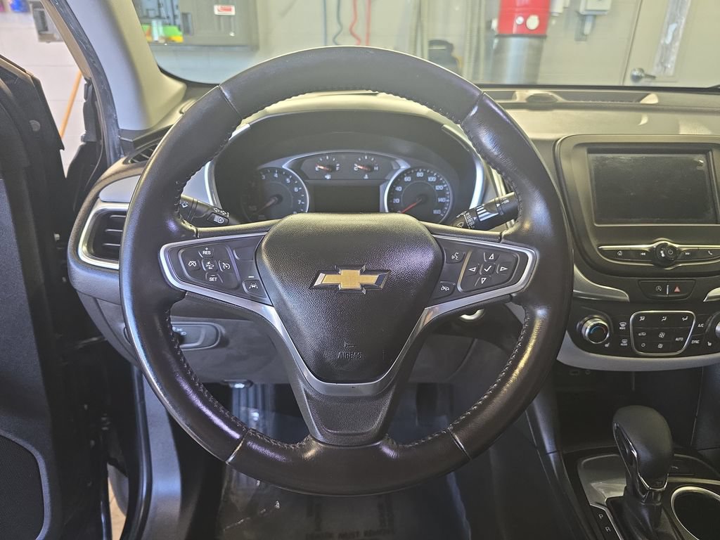 Used 2022 Chevrolet Equinox LT FWD image 19