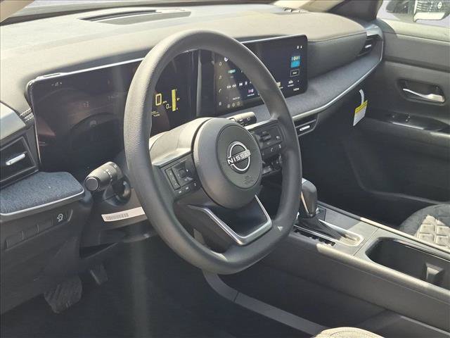 New 2027 Nissan Kicks SV FWD image 3
