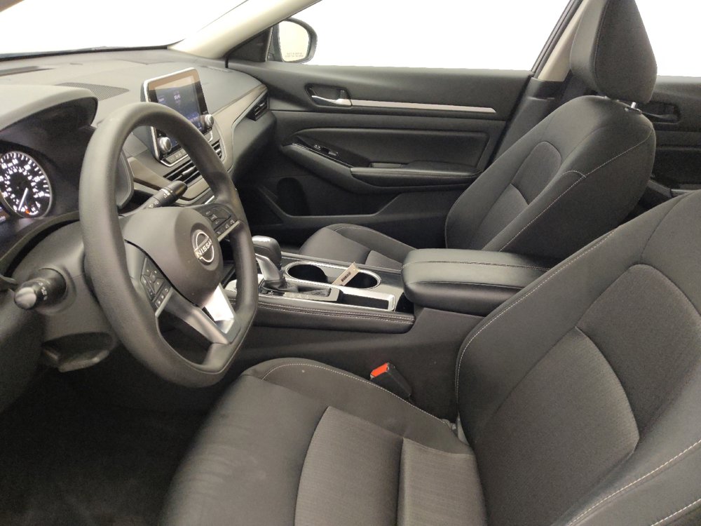 Used 2023 Nissan Altima 2.5 SV image 17