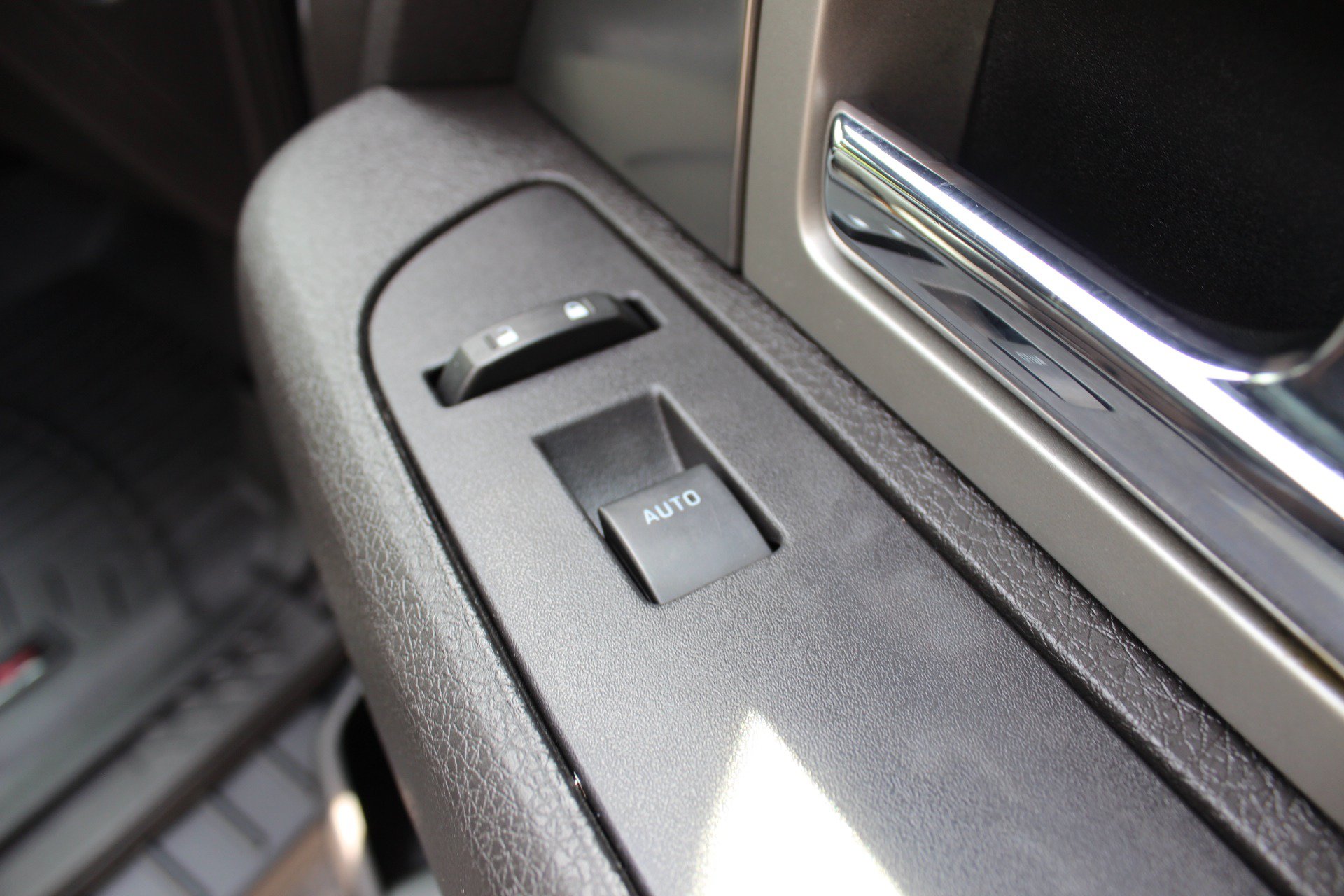 Used 2013 Ford F150 FX4 w/ Luxury Equipment Group AWD/4WD image 36