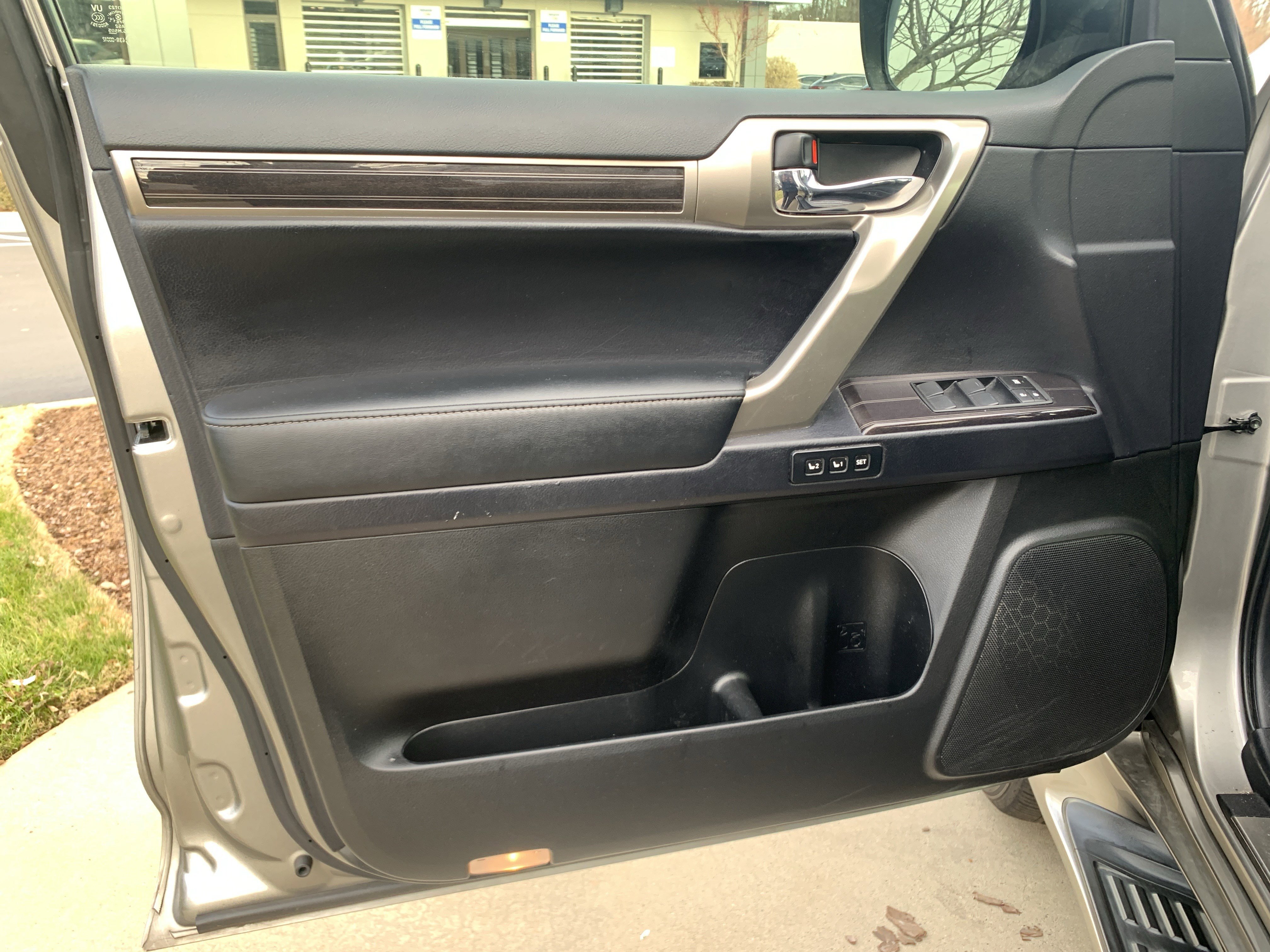 Used 2020 Lexus GX 460 Premium image 10