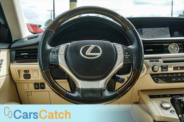 Used 2014 Lexus ES 350 SEDAN w/ Luxury Package image 30