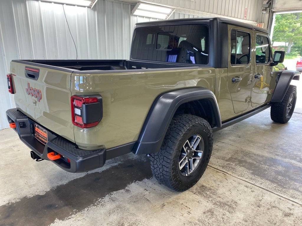 Used 2026 Jeep Gladiator Mojave AWD/4WD image 13